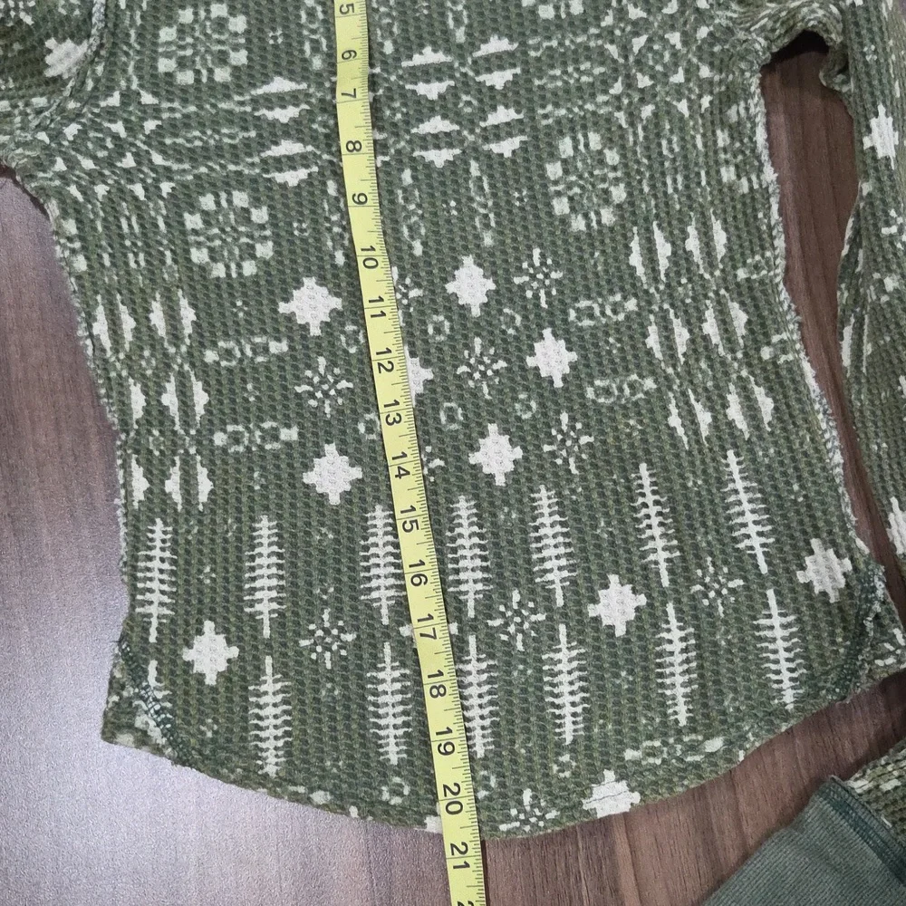 We The Free Pretty Little Thermal Waffle Top Pine combo green Size XS